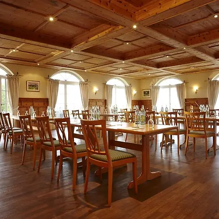 מלון Aschbacher Hof 3*
