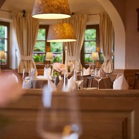 Szálloda Aschbacher Hof Feldkirchen-Westerham